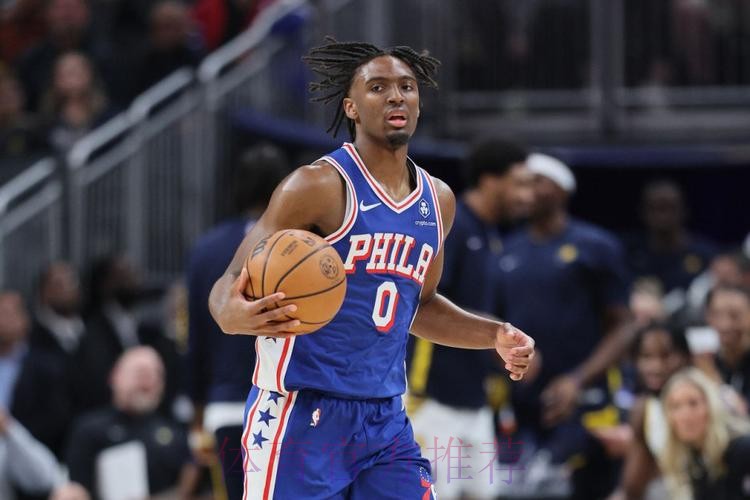 马克西生涯第2次入选全明星,也是生涯第1次全明星首发 马克西生涯第2次入选全明星,也是生涯第1次全明星首发